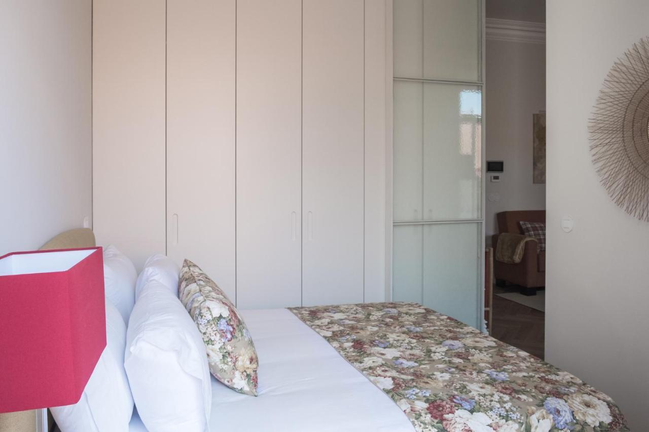 Boutique Rentals-Flores Chic In Historical Center ポルト エクステリア 写真